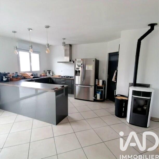 Maison - 94 m² - 4 pièces