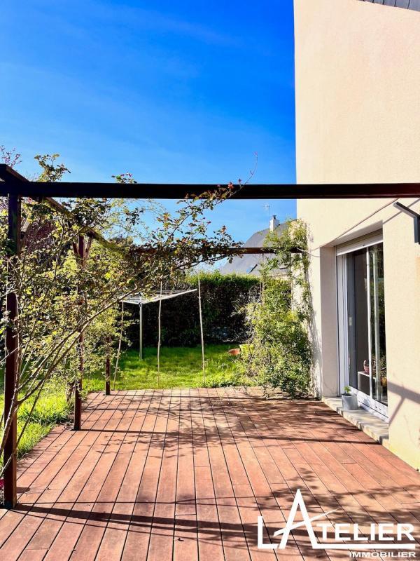 Maison - 200 m² - 7 pièces