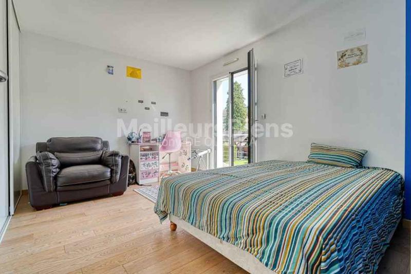 Maison - 210 m² - 8 pièces