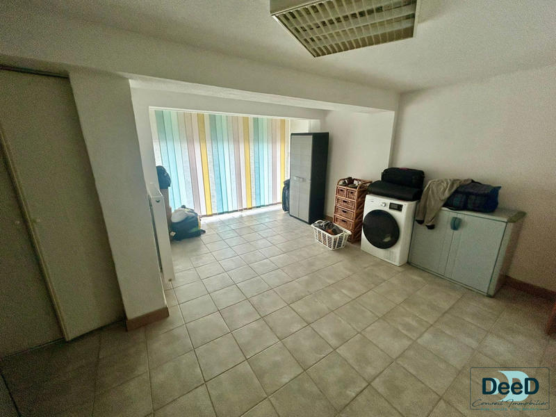 Maison ancienne - 155 m² - 3 pièces