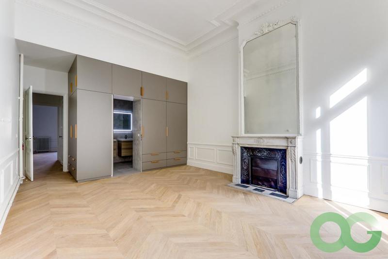 Appartement - 165 m² - 4 pièces