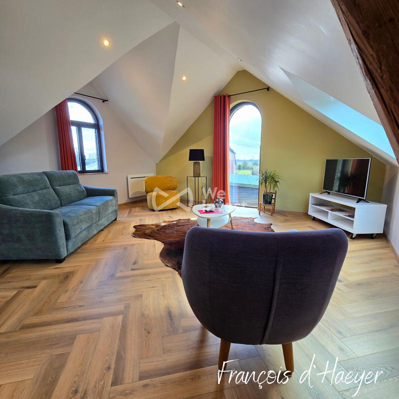 Maison - 310 m² - 9 pièces