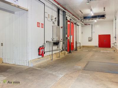 Entrepôt - 1 048 m²