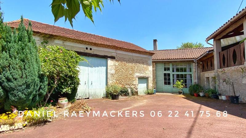 Maison - 300 m² - 11 pièces