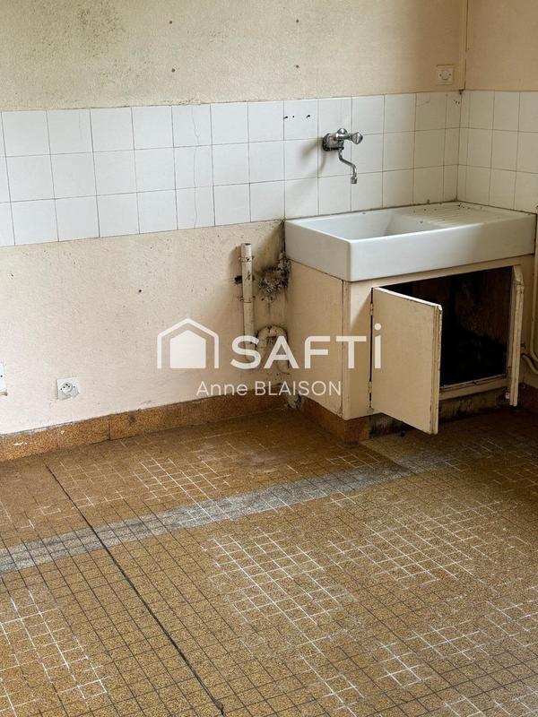 Maison - 90 m² - 6 pièces