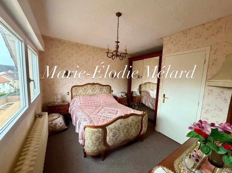 Maison - 90 m² - 5 pièces