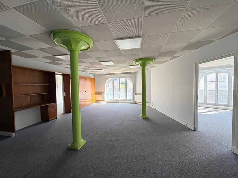 Bureau - 113 m²