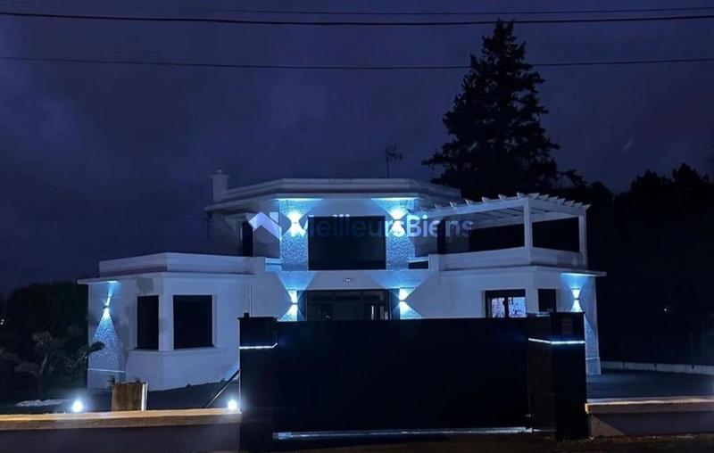 Maison d'architecte - 110 m² - 4 pièces