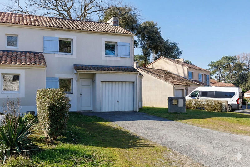 Maison - 79 m² - 4 pièces