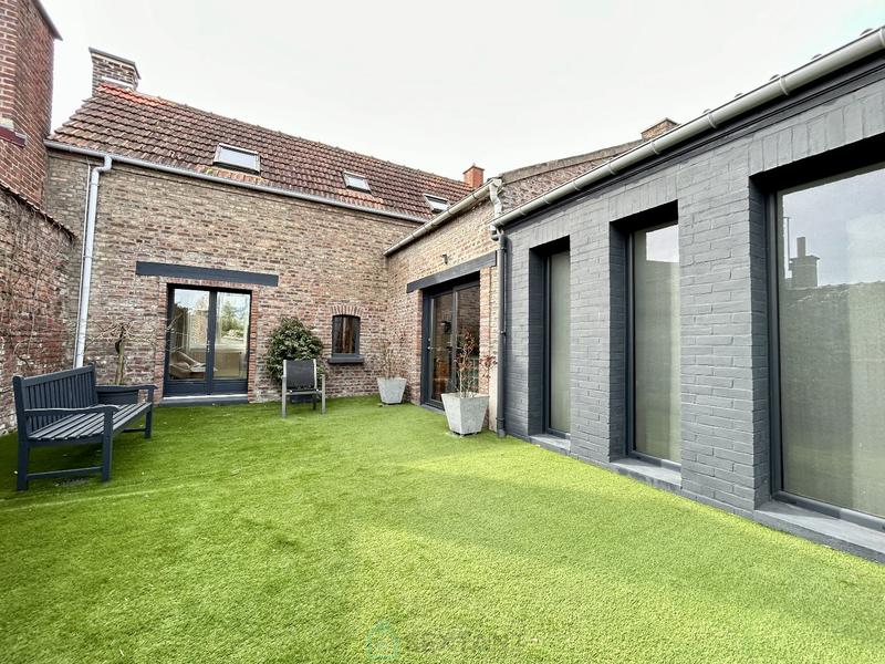 Maison - 110 m² - 5 pièces