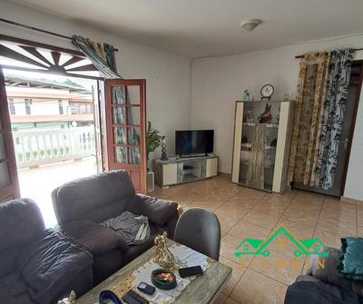 Appartement - 87 m² - 4 pièces