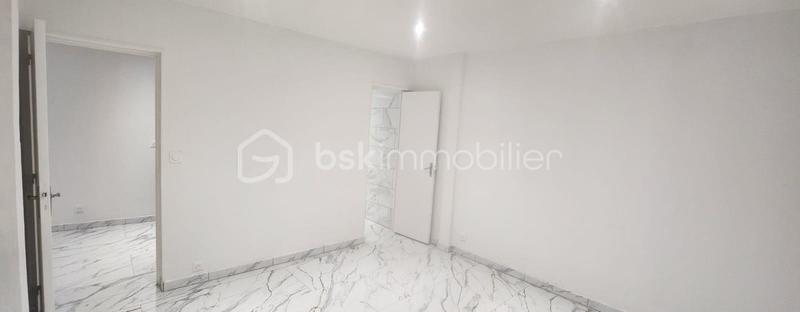 Studio - 26 m² - 1 pièce