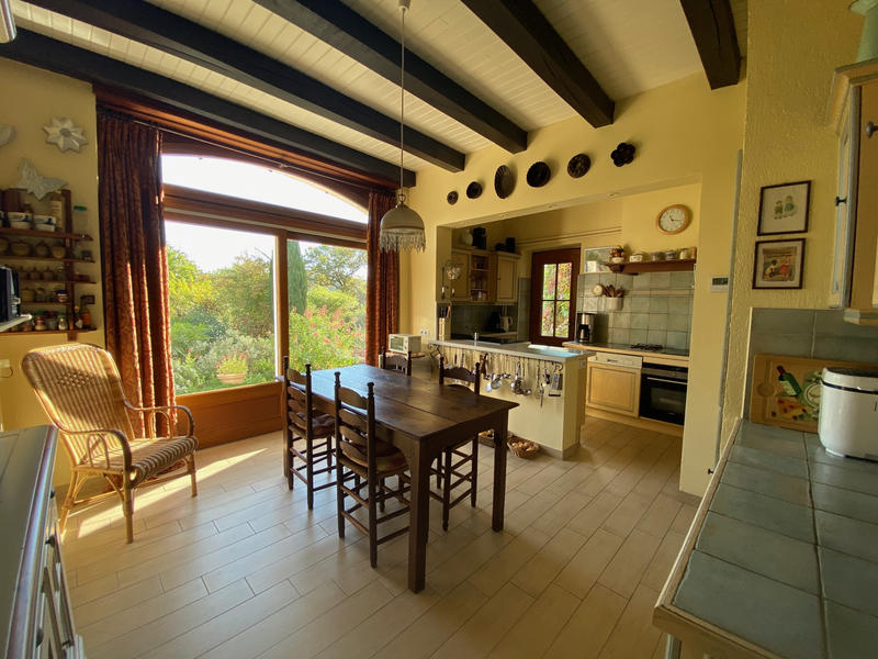 Maison - 267 m² - 8 pièces