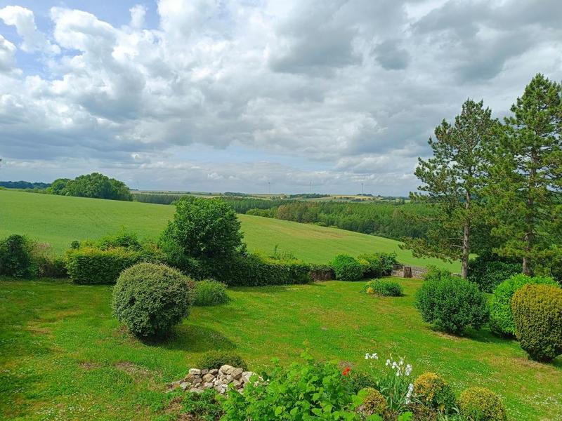 Maison - 285 m² - 10 pièces