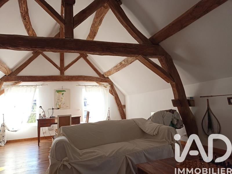 Maison - 214 m² - 6 pièces