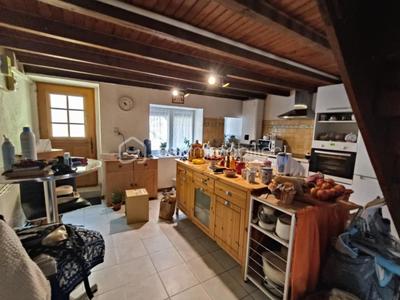 Maison de ville - 81 m² - 4 pièces