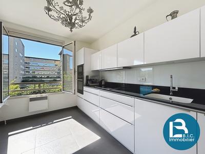 Appartement - 113 m² - 3 pièces