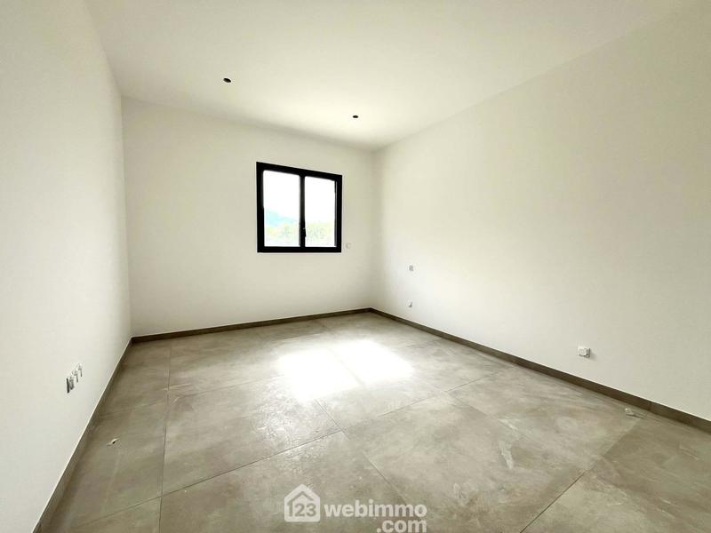 Appartement - 83 m² - 3 pièces