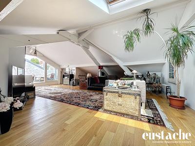 Appartement - 129 m² - 4 pièces