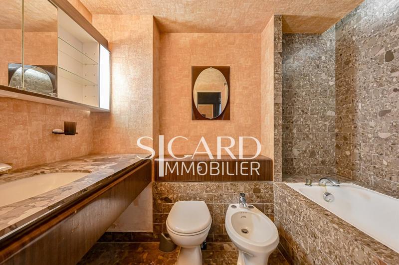 Appartement - 95 m² - 4 pièces