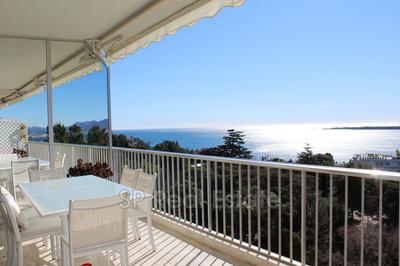 Appartement - 104 m² - 3 pièces