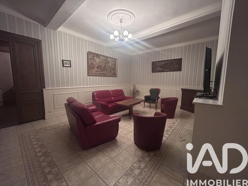 Maison de campagne - 582 m² - 18 pièces