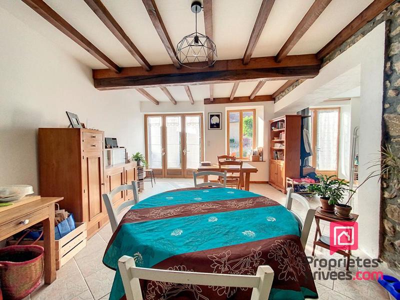 Maison - 138 m² - 7 pièces