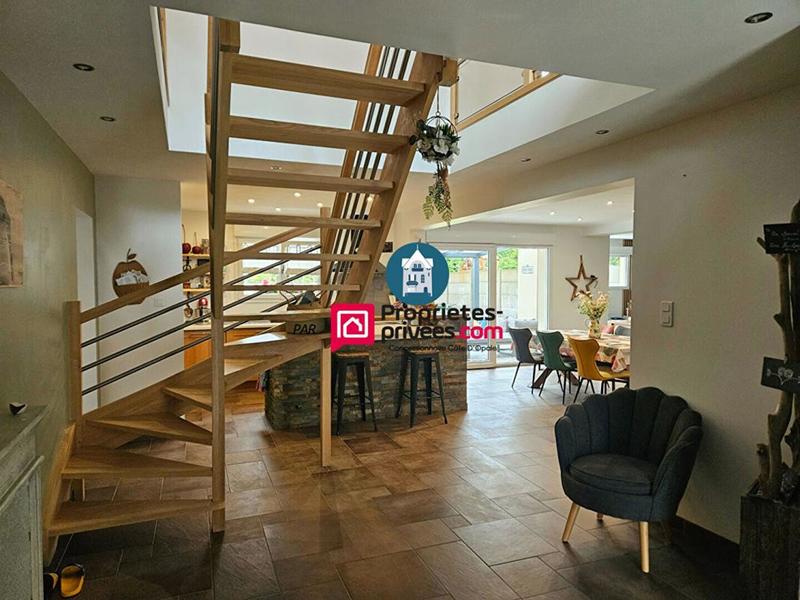 Maison - 152 m² - 5 pièces