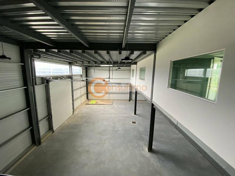 Local d'activité / Entrepôt - 782 m²
