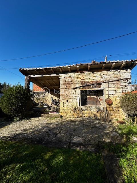 Maison en pierre - 195 m² - 7 pièces