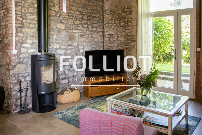 Maison - 357 m² - 15 pièces