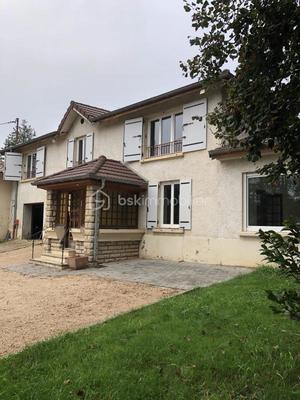 Maison ancienne - 143 m² - 5 pièces