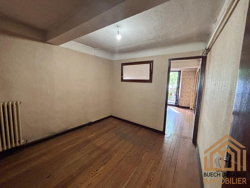 Appartement - 100 m² - 4 pièces