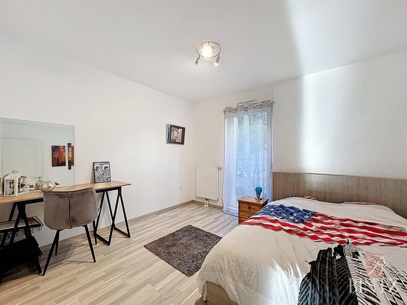 Appartement - 80 m² - 3 pièces