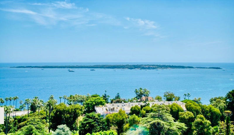 Appartement - 111 m² - 3 pièces