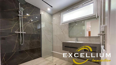 Appartement - 84 m² - 4 pièces