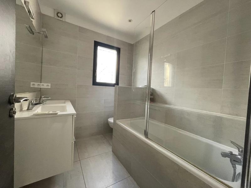 Villa - 130 m² - 6 pièces