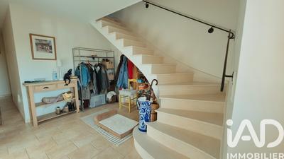 Maison - 260 m² - 9 pièces