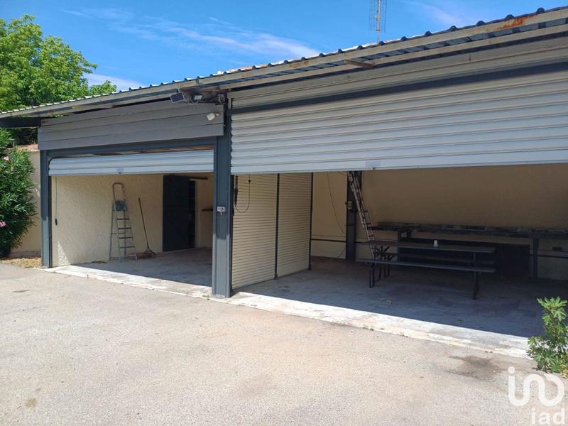 Local commercial - 91 m² - 4 pièces