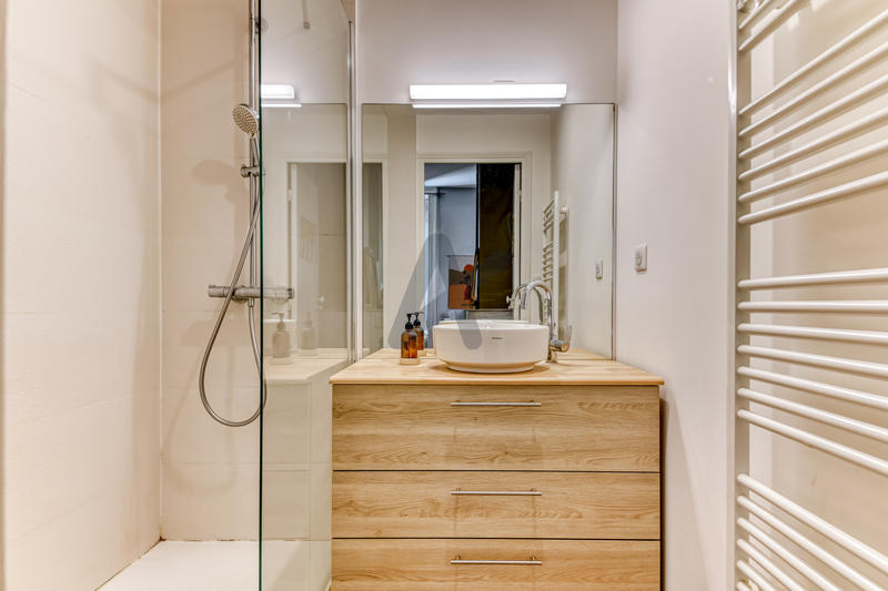 Appartement - 96 m² - 4 pièces