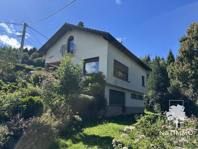 Maison traditionnelle - 148 m² - 5 pièces