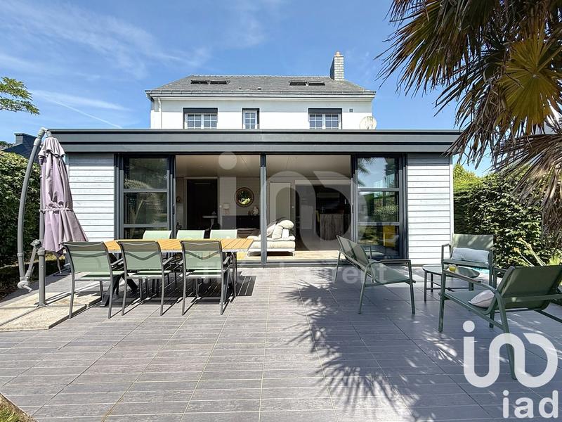 Maison - 172 m² - 8 pièces