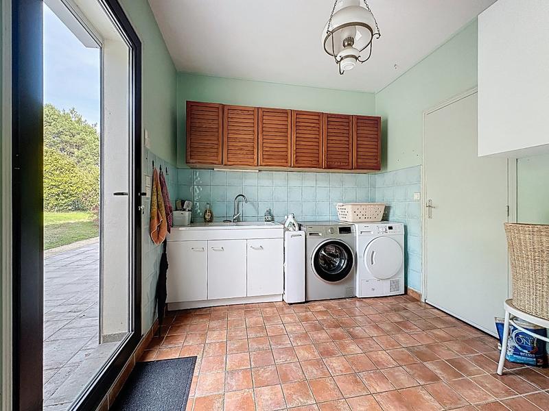 Maison - 166 m² - 8 pièces