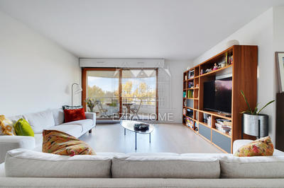 Appartement - 144 m² - 6 pièces