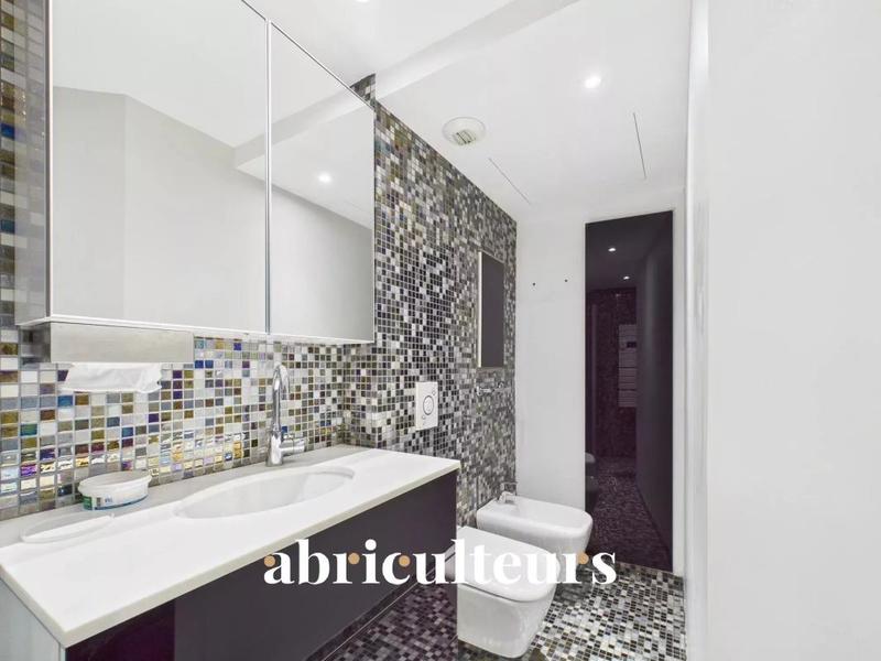 Appartement - 84 m² - 4 pièces