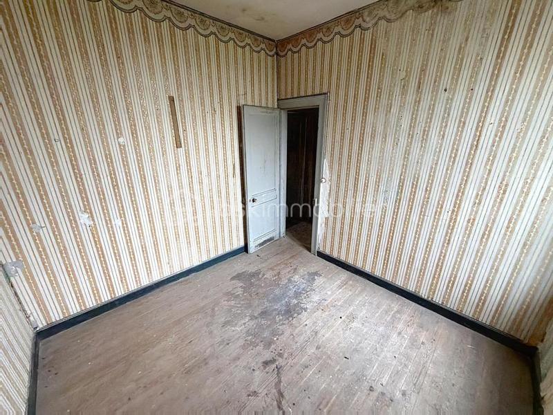 Corps de ferme - 280 m² - 11 pièces