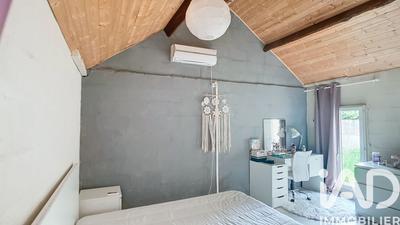 Maison - 240 m² - 12 pièces