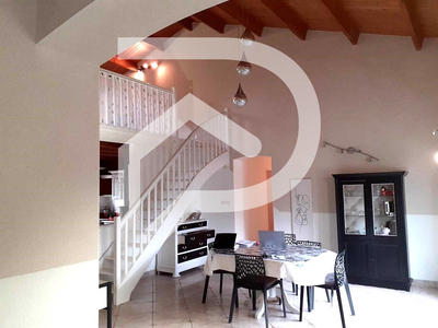 Maison - 153 m² - 6 pièces
