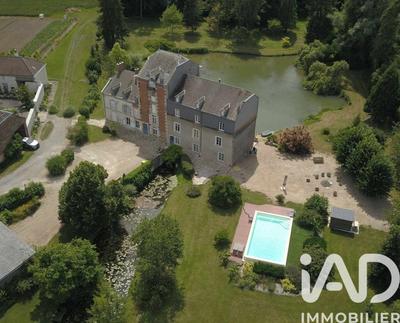 Maison - 343 m² - 10 pièces