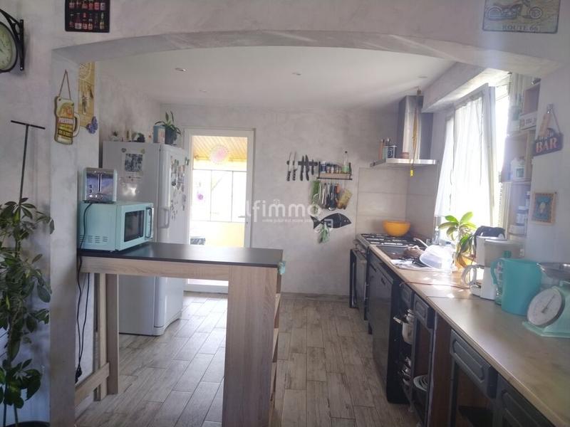 Maison - 90 m² - 5 pièces